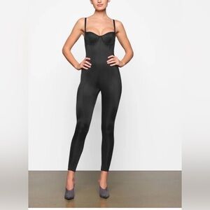Skims glissenette catsuit